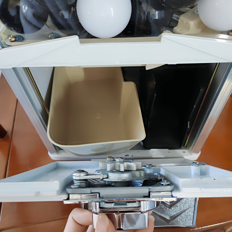 Coin-operated egg twister acti - Coin Operated Kiddie Ride recensie en prijs